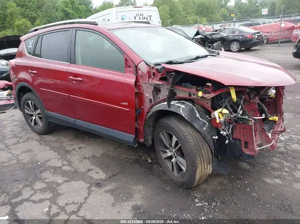 JTMRFREV0JD251819 2018 TOYOTA RAV 4 - Image 1