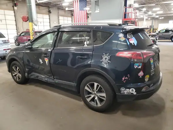 JTMRFREV0JJ183975 2018 TOYOTA RAV 4 - Image 2