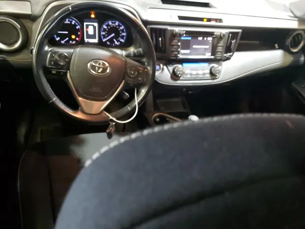 JTMRFREV0JJ189436 2018 TOYOTA RAV 4 - Image 8