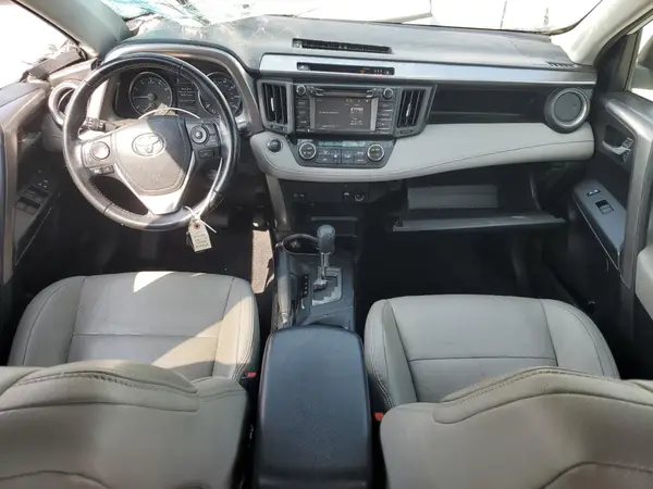 JTMRFREV0JJ196905 2018 TOYOTA RAV 4 - Image 8