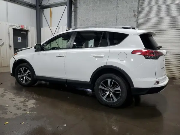 JTMRFREV0JJ208471 2018 TOYOTA RAV 4 - Image 2