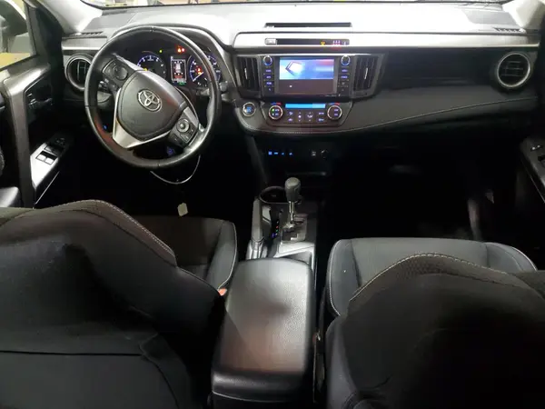 JTMRFREV0JJ208471 2018 TOYOTA RAV 4 - Image 8