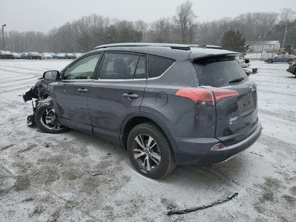 JTMRFREV0JJ719288 2018 TOYOTA RAV 4 - Image 2
