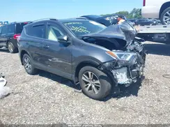 JTMRFREV0JJ726709 2018 TOYOTA RAV 4