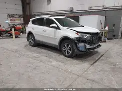 JTMRFREV1GJ093677 2016 TOYOTA RAV 4