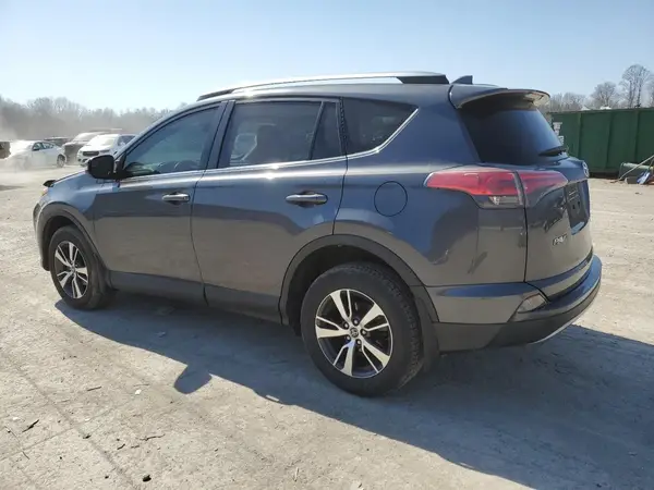 JTMRFREV1HD199305 2017 TOYOTA RAV 4 - Image 2