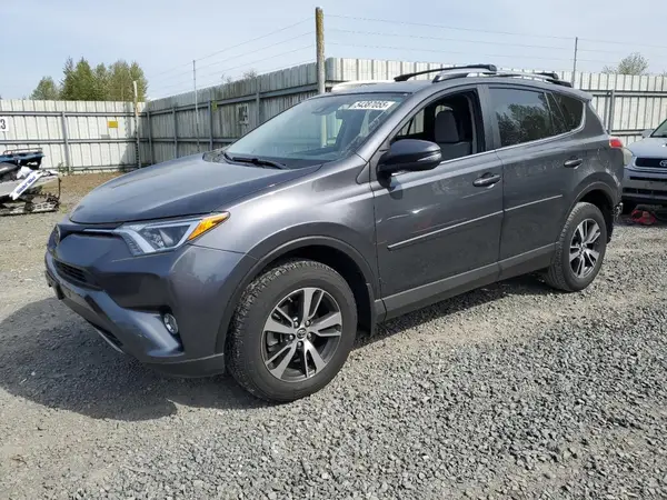 JTMRFREV1HD199949 2017 TOYOTA RAV 4 - Image 1