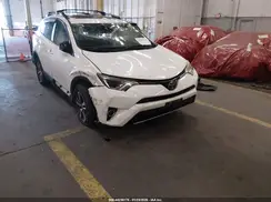 JTMRFREV1HD211176 2017 TOYOTA RAV 4