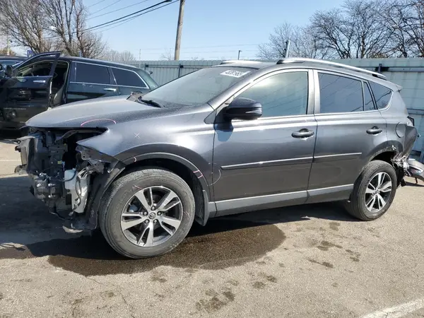 JTMRFREV1HD219164 2017 TOYOTA RAV 4 - Image 1