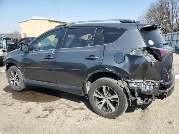 JTMRFREV1HD219164 2017 TOYOTA RAV 4 - Image 2