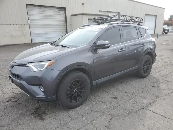 JTMRFREV1HJ118093 2017 TOYOTA RAV 4 - Image 1