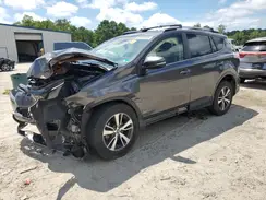 JTMRFREV1HJ137033 2017 TOYOTA RAV 4