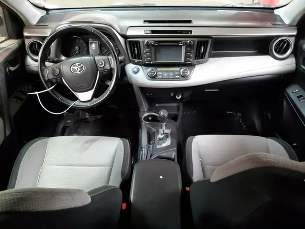 JTMRFREV1HJ165141 2017 TOYOTA RAV 4 - Image 8