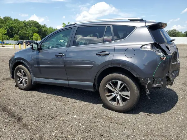 JTMRFREV1HJ716233 2017 TOYOTA RAV 4 - Image 2