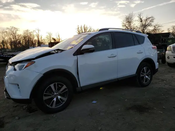JTMRFREV1JJ181801 2018 TOYOTA RAV 4 - Image 1