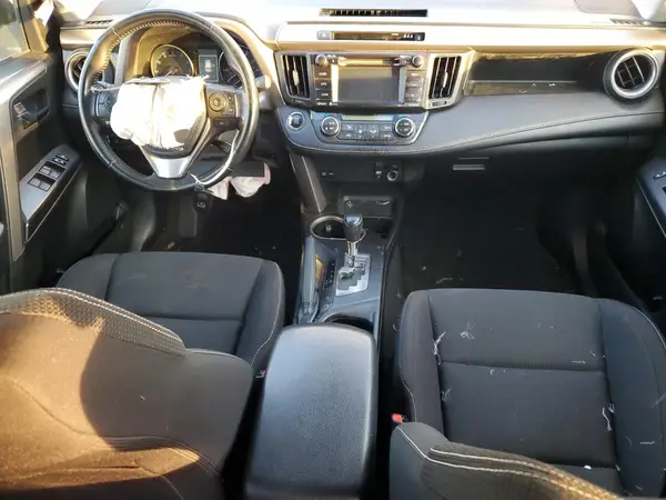 JTMRFREV1JJ181801 2018 TOYOTA RAV 4 - Image 8