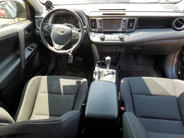 JTMRFREV1JJ192930 2018 TOYOTA RAV 4 - Image 8