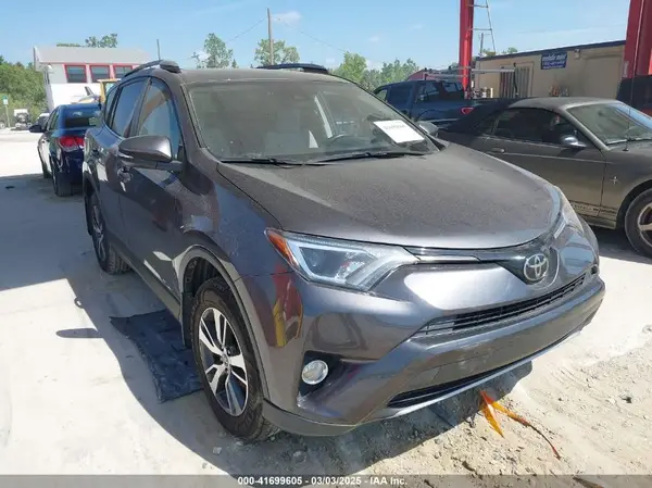 JTMRFREV1JJ207412 2018 TOYOTA RAV 4 - Image 1