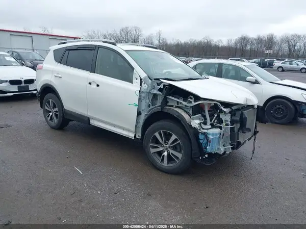 JTMRFREV1JJ228034 2018 TOYOTA RAV 4 - Image 1