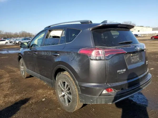 JTMRFREV1JJ722569 2018 TOYOTA RAV 4 - Image 2