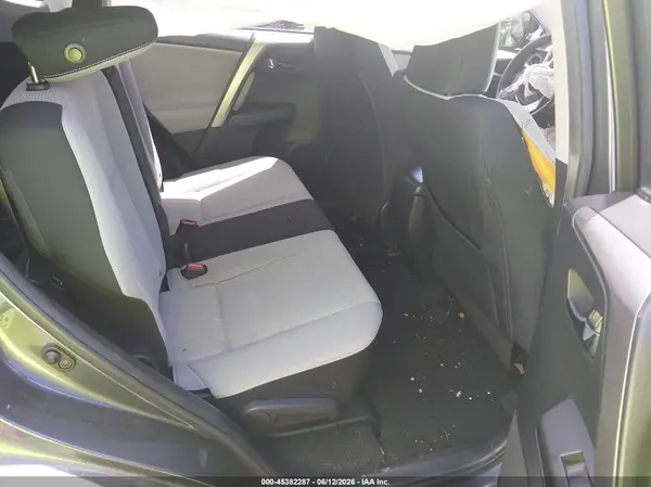 JTMRFREV2HD201501 2017 TOYOTA RAV 4 - Image 8