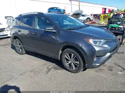 JTMRFREV2HD208688 2017 TOYOTA RAV 4
