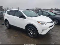 JTMRFREV2HD210683 2017 TOYOTA RAV 4