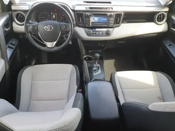 JTMRFREV2HD214233 2017 TOYOTA RAV 4 - Image 8