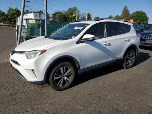 JTMRFREV2HD218587 2017 TOYOTA RAV 4 - Image 1