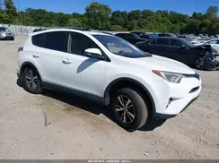 JTMRFREV2HJ105983 2017 TOYOTA RAV 4
