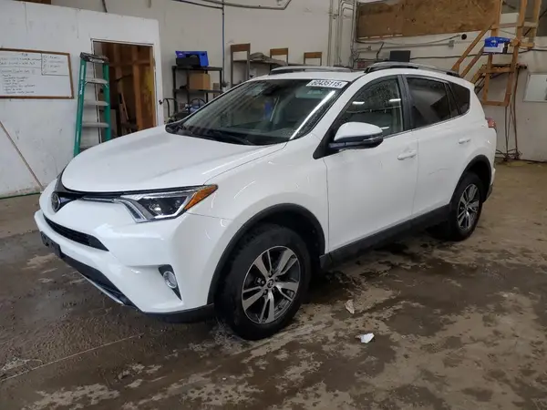 JTMRFREV2HJ107443 2017 TOYOTA RAV 4 - Image 1