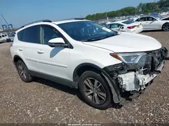 JTMRFREV2HJ121178 2017 TOYOTA RAV 4