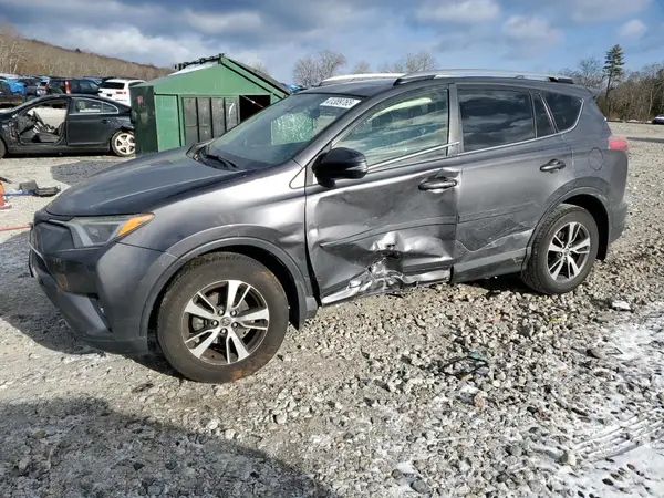 JTMRFREV2HJ123075 2017 TOYOTA RAV 4 - Image 1
