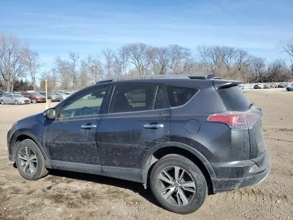JTMRFREV2HJ124274 2017 TOYOTA RAV 4 - Image 2