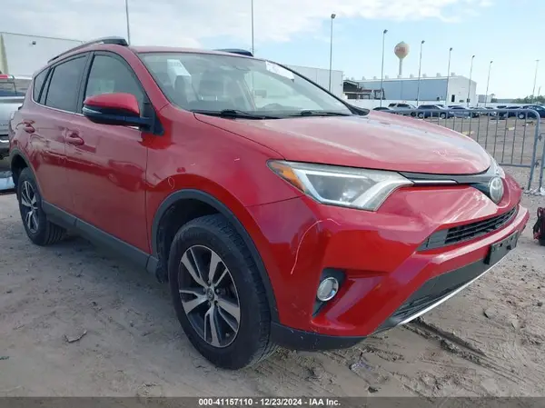 JTMRFREV2HJ152589 2017 TOYOTA RAV 4 - Image 1