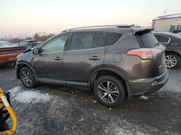 JTMRFREV2HJ161423 2017 TOYOTA RAV 4 - Image 2