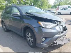 JTMRFREV2JD225447 2018 TOYOTA RAV 4