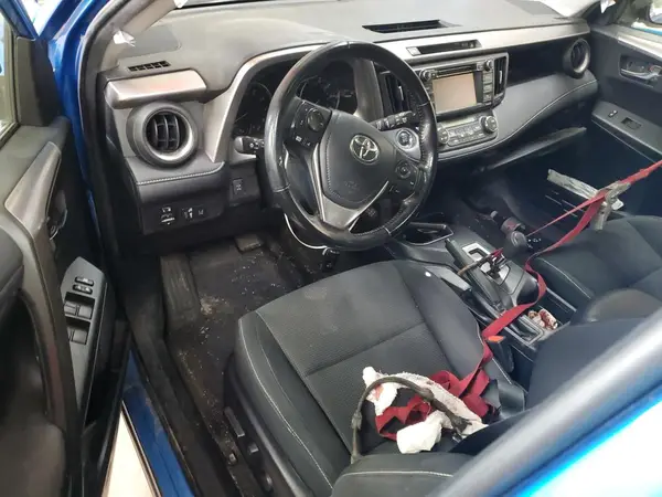 JTMRFREV2JD234746 2018 TOYOTA RAV 4 - Image 8