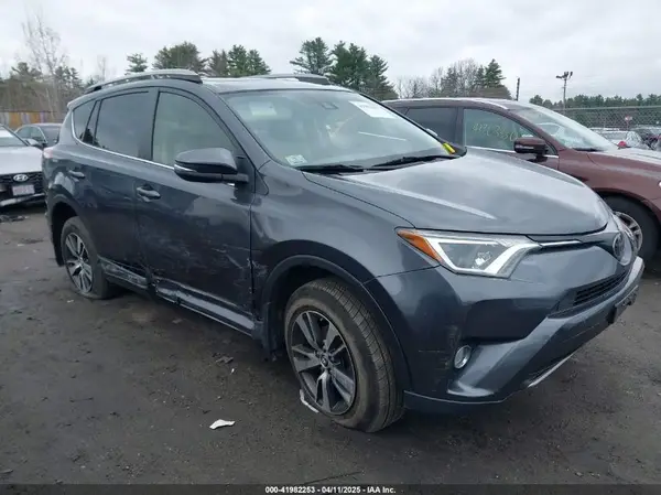 JTMRFREV2JD240904 2018 TOYOTA RAV 4 - Image 1