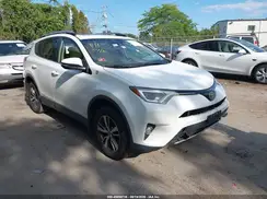 JTMRFREV2JJ186795 2018 TOYOTA RAV 4
