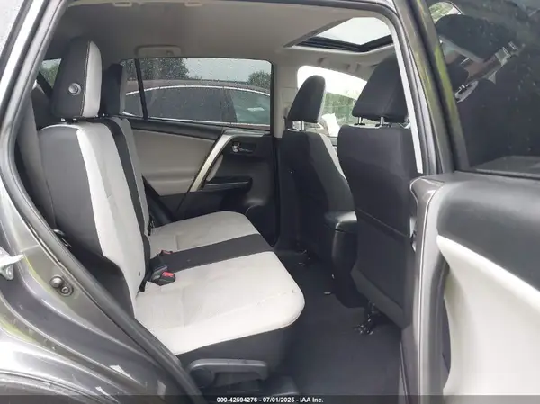JTMRFREV2JJ186988 2018 TOYOTA RAV 4 - Image 8