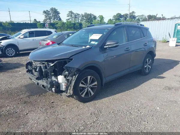 JTMRFREV2JJ221495 2018 TOYOTA RAV 4 - Image 2