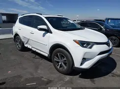 JTMRFREV2JJ252519 2018 TOYOTA RAV 4