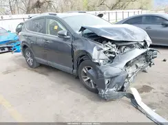 JTMRFREV2JJ252780 2018 TOYOTA RAV 4