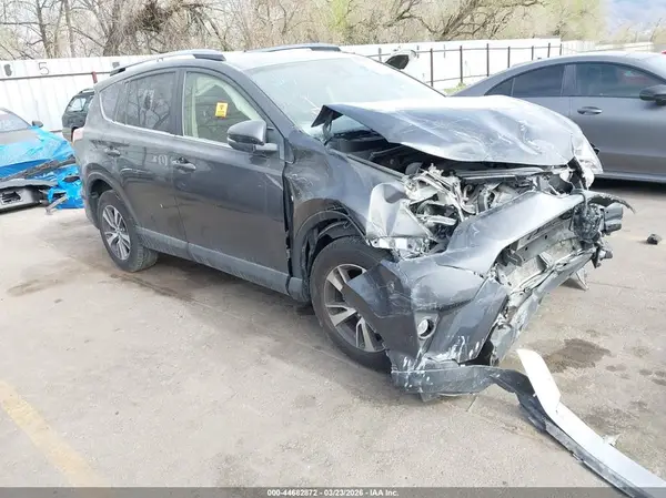 JTMRFREV2JJ252780 2018 TOYOTA RAV 4 - Image 1