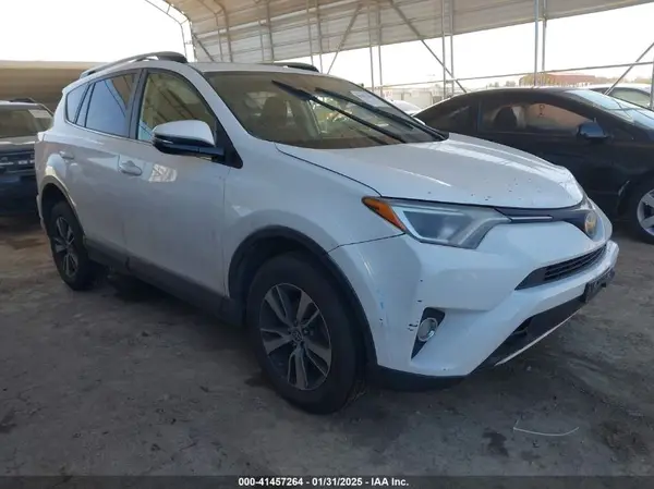 JTMRFREV2JJ719891 2018 TOYOTA RAV 4 - Image 1