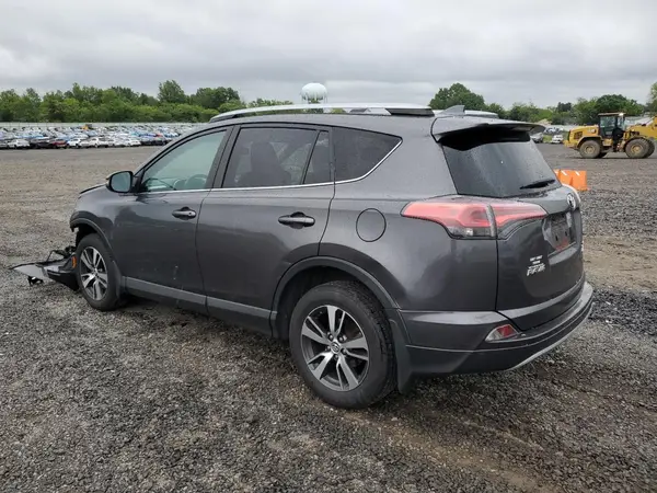 JTMRFREV2JJ724475 2018 TOYOTA RAV 4 - Image 2