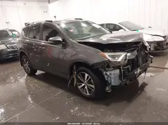 JTMRFREV3GJ060325 2016 TOYOTA RAV 4