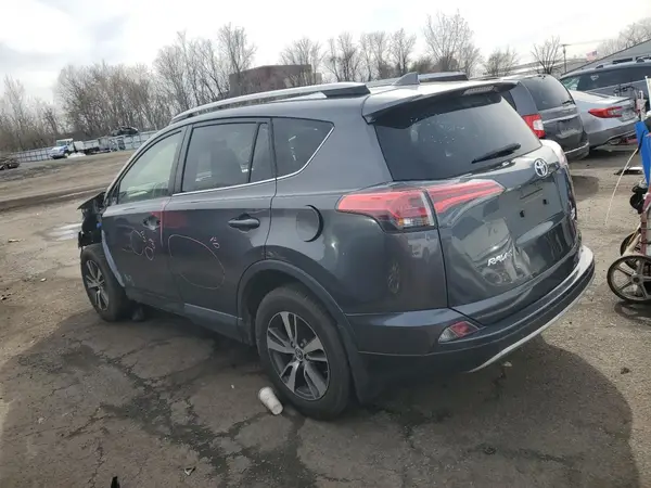 JTMRFREV3HD198494 2017 TOYOTA RAV 4 - Image 2