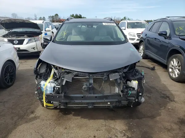 2017 TOYOTA RAV 4 COPART lot 51052915 auction photo 5